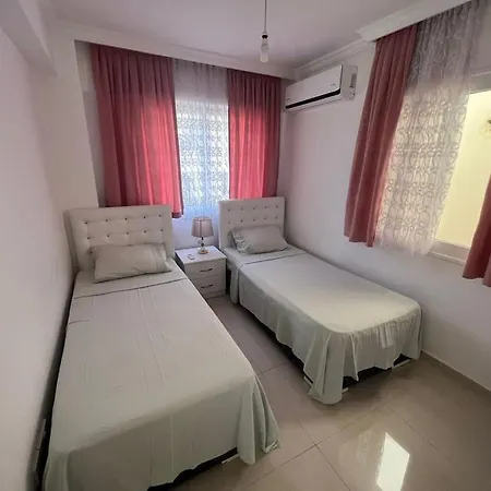 Lejlighed Modern 2-bedroom /w Patio At Center *