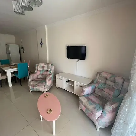 Modern 2-bedroom /w Patio At Center Appartamento *